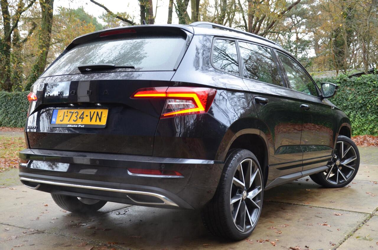 Skoda Karoq 1.5 TSI ACT Sportline Business Automaat/Navi/Audio installatie premium/Led/Pdc/Ecc/Stoelverwarming/Virtual Cockpit/Achteruitrijcamera/Cr-Control adaptief/Extra getint glas
