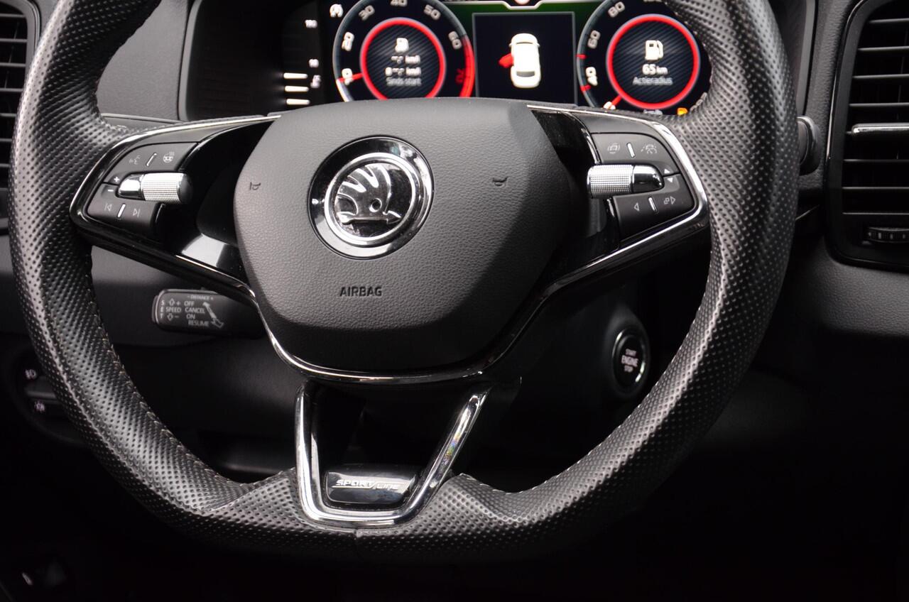 Skoda Karoq 1.5 TSI ACT Sportline Business Automaat/Navi/Audio installatie premium/Led/Pdc/Ecc/Stoelverwarming/Virtual Cockpit/Achteruitrijcamera/Cr-Control adaptief/Extra getint glas