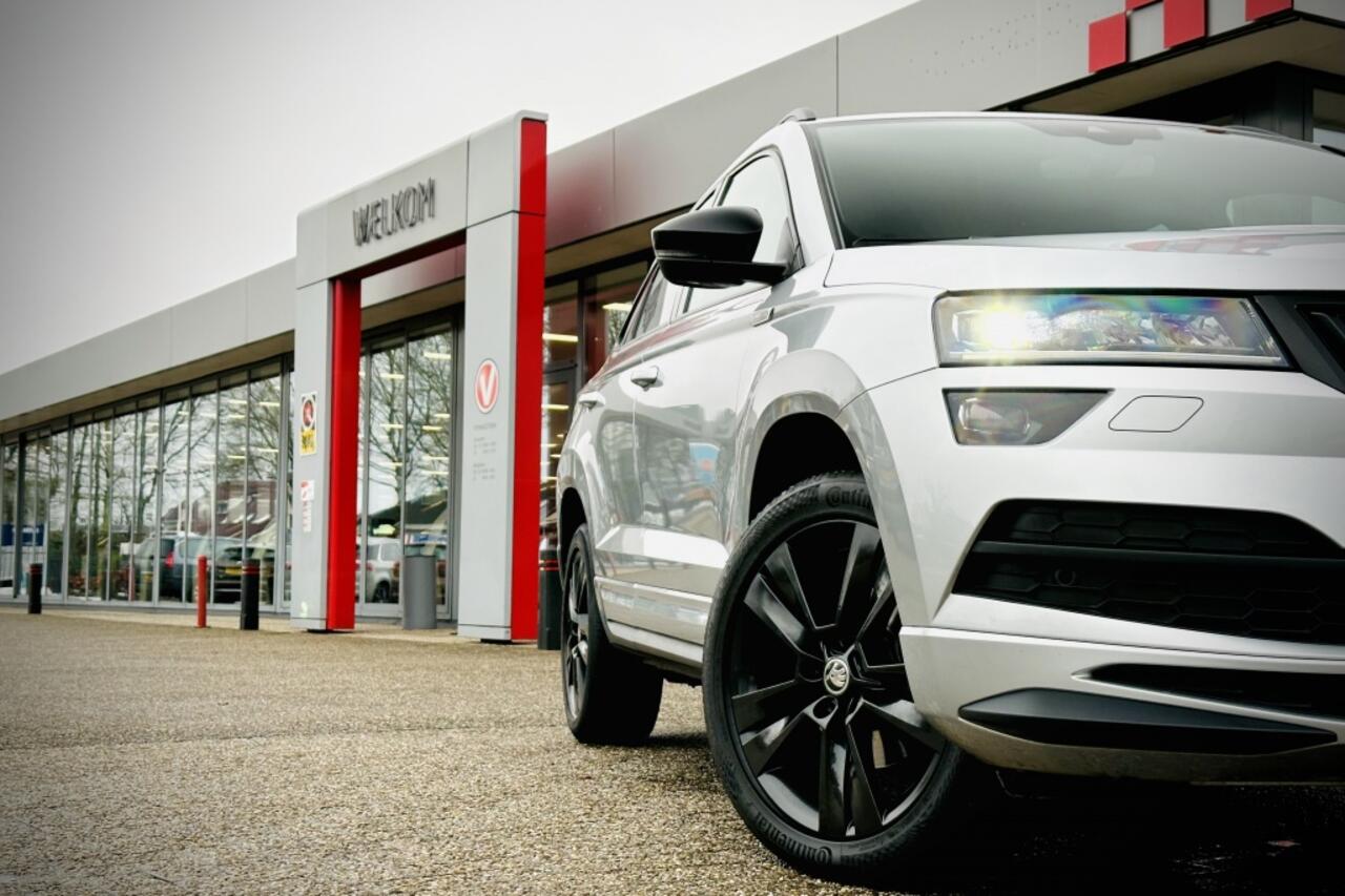 Skoda Karoq 1.5 TSI Sportline Business 150PK | ADAPTIEVE CRUISE | STOELVERWA