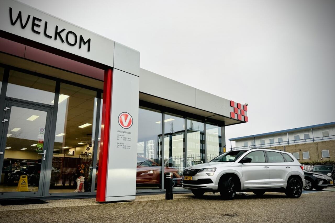Skoda Karoq 1.5 TSI Sportline Business 150PK | ADAPTIEVE CRUISE | STOELVERWA