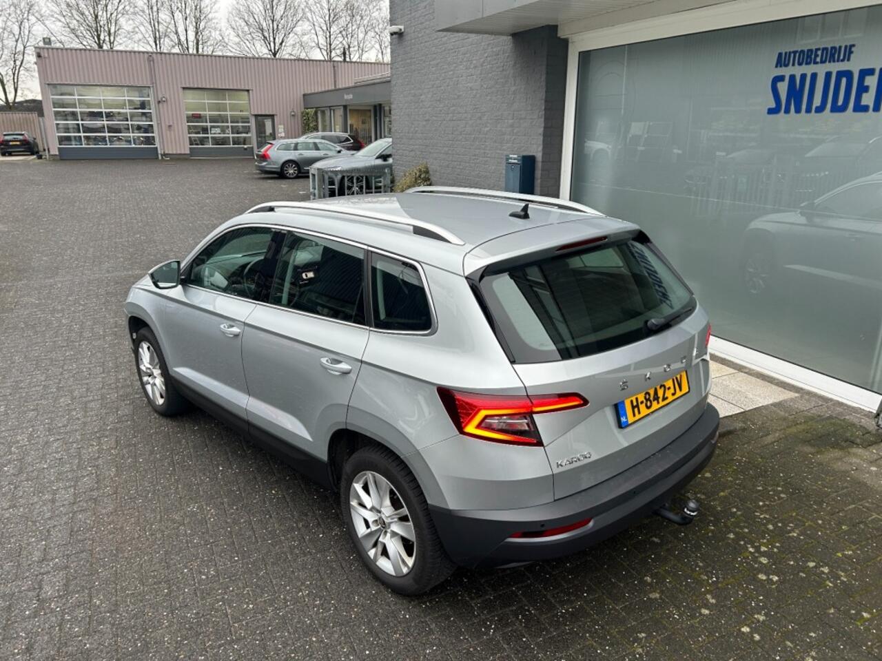 Skoda Karoq 1.0 TSI BUSINESS EDITION