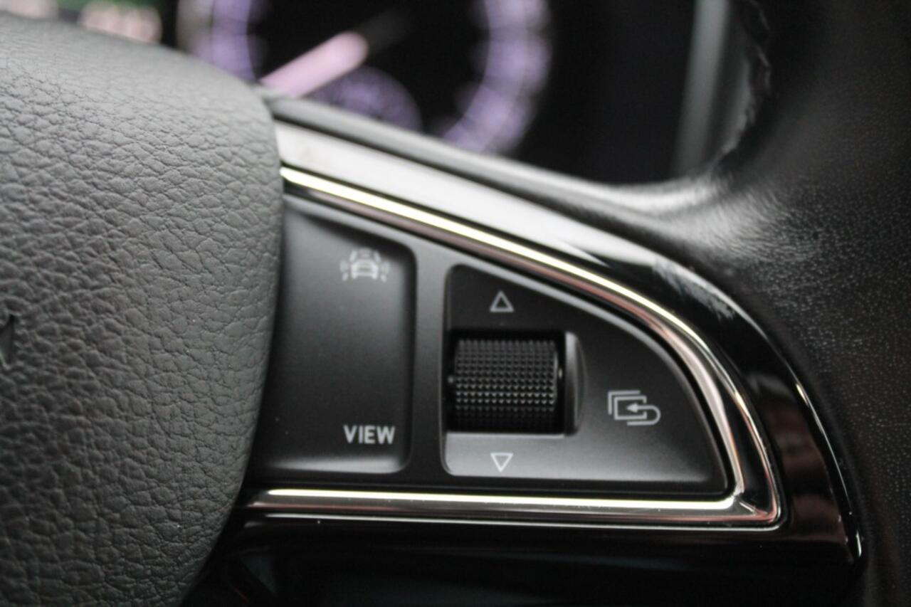 Skoda Karoq 1.0 TSI BUSINESS EDITION
