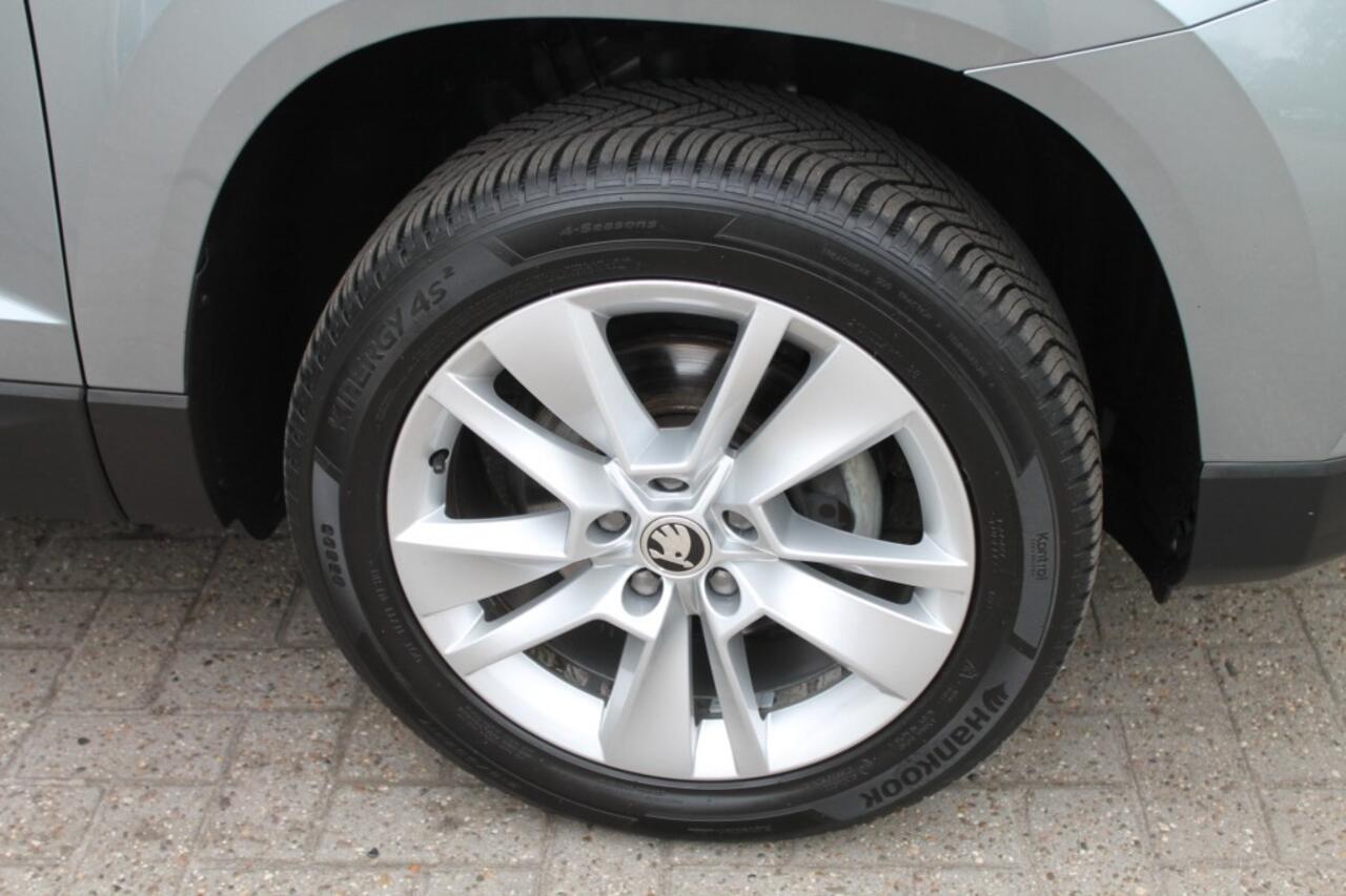 Skoda Karoq 1.0 TSI BUSINESS EDITION