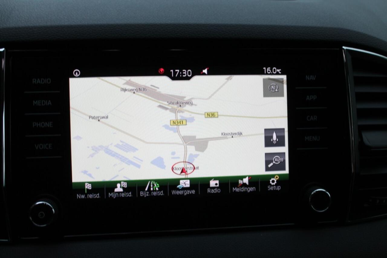 Skoda Karoq 1.0 TSI BUSINESS EDITION