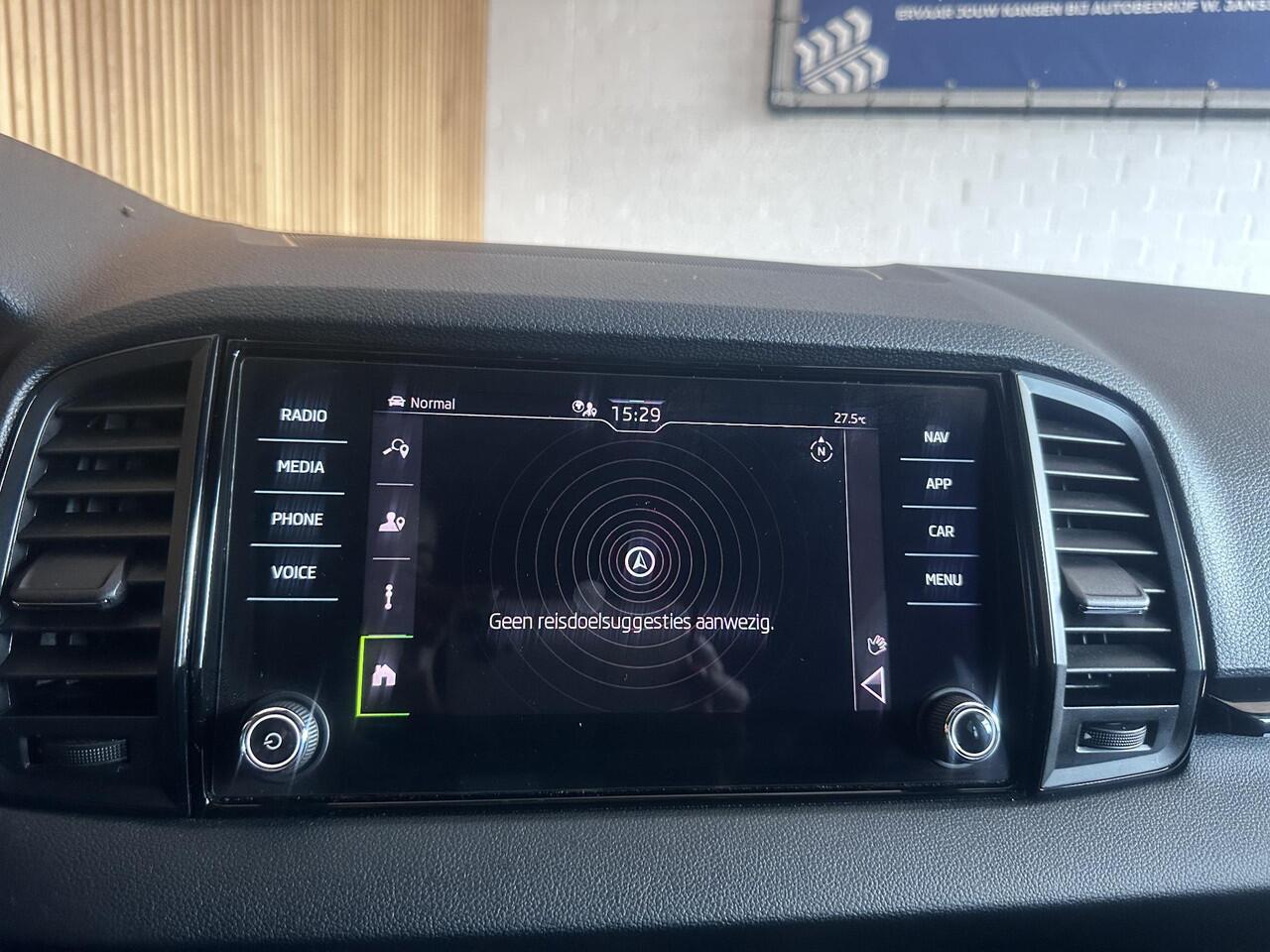 Skoda Karoq 1.5 TSI ACT Sportline Business Trekhaak | Canton | Camera | Sfeerverlichting