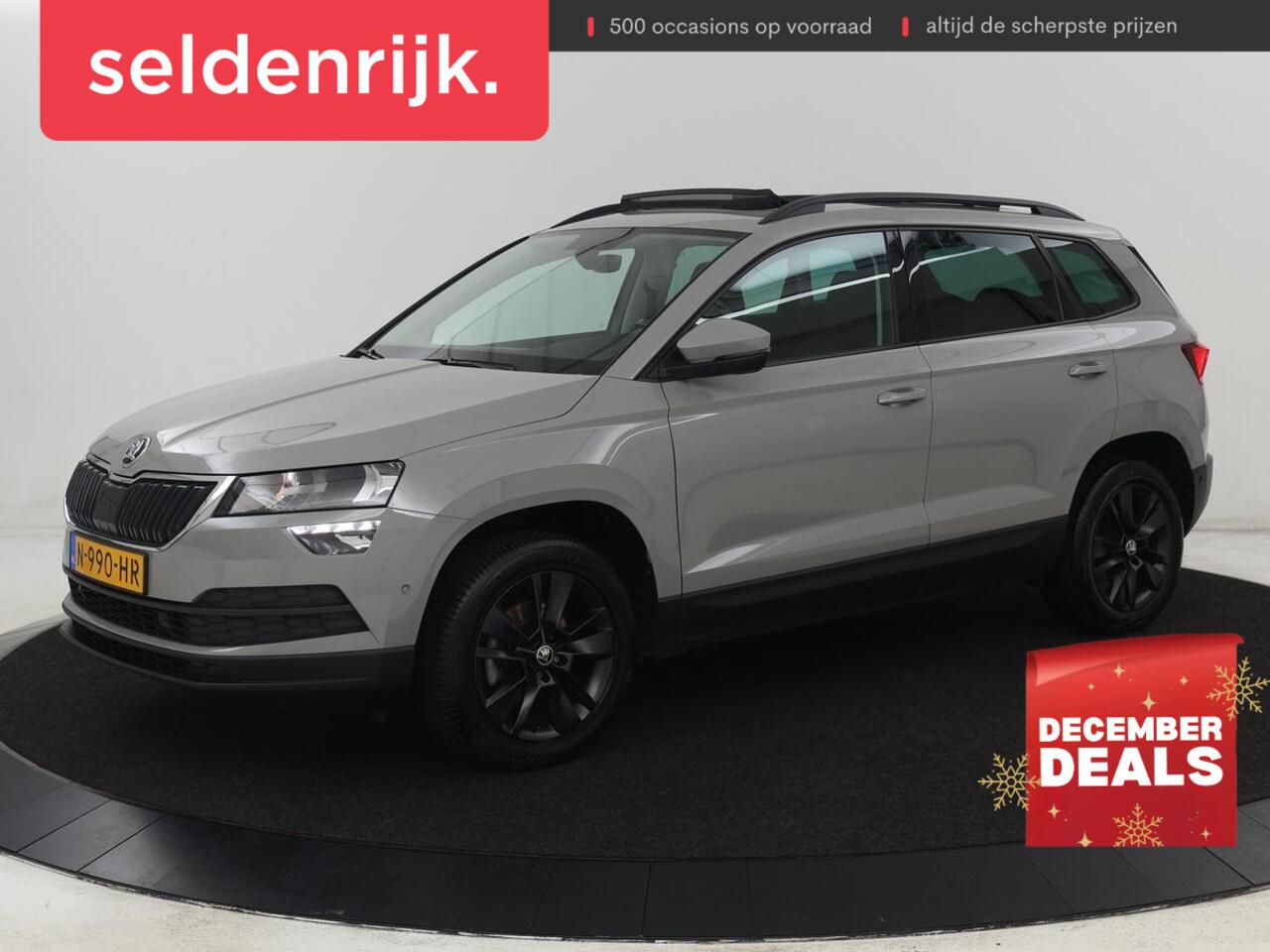 Skoda Karoq 1.0 TSI Business Edition | Panoramadak | Trekhaak | Carplay | Navigatie | Park Assist | Climate control | DAB | Cruise control | Bluetooth