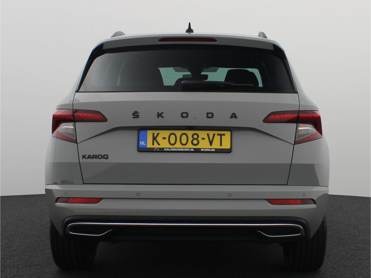 Skoda Karoq 1.5 TSI ACT Sportline Business AUTOMAAT / FULL LED / KEYLESS / STOELVERW / STUURVERW / CAMERA / NL-AUTO