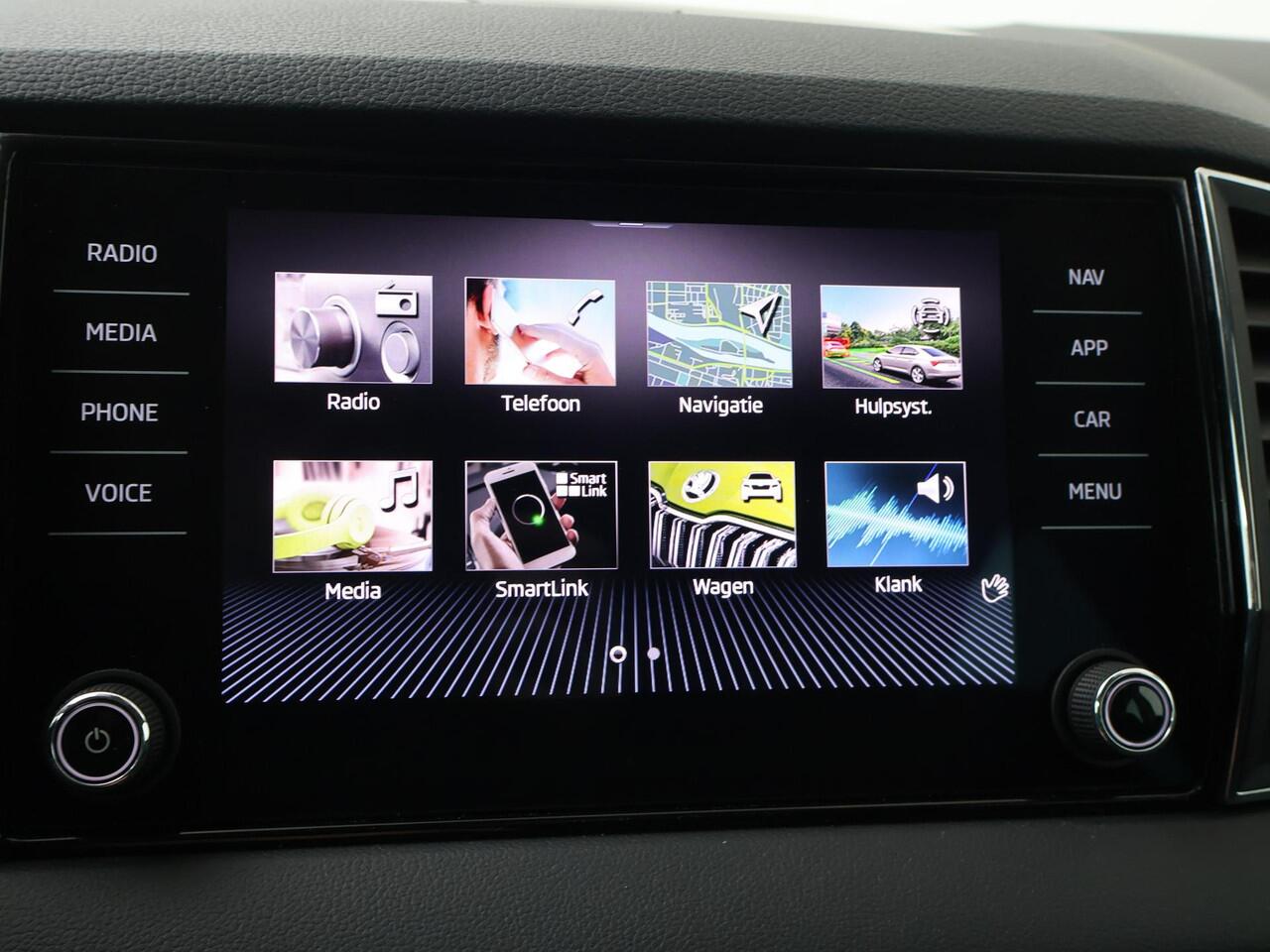 Skoda Karoq 1.5 TSI ACT Business Edition | 150 PK | Automaat | Multifunctioneel stuurwiel | Adaptive Cruisecontrol | Stoelverwarming |