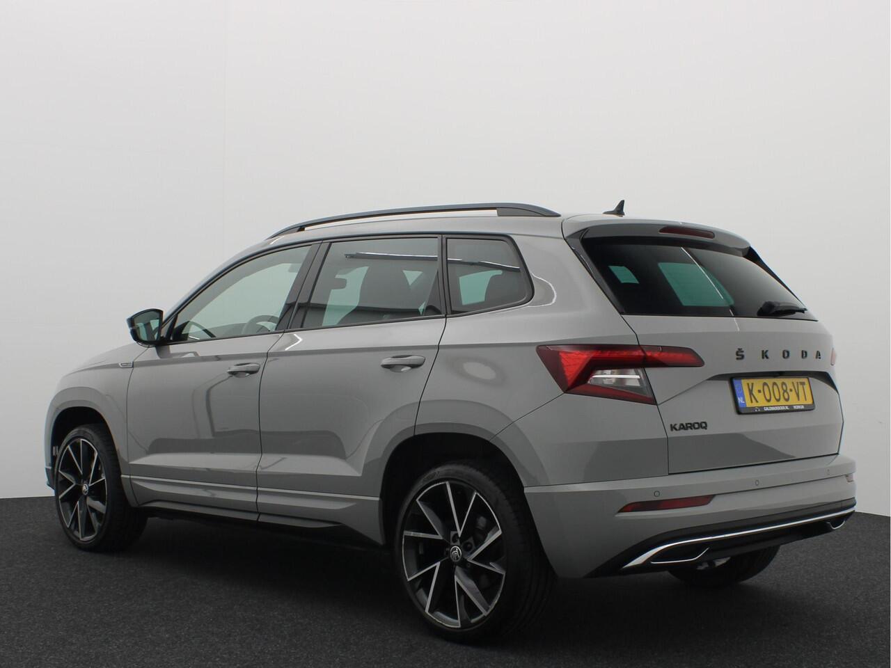 Skoda Karoq 1.5 TSI ACT Sportline Business AUTOMAAT / FULL LED / KEYLESS / STOELVERW / STUURVERW / CAMERA / NL-AUTO