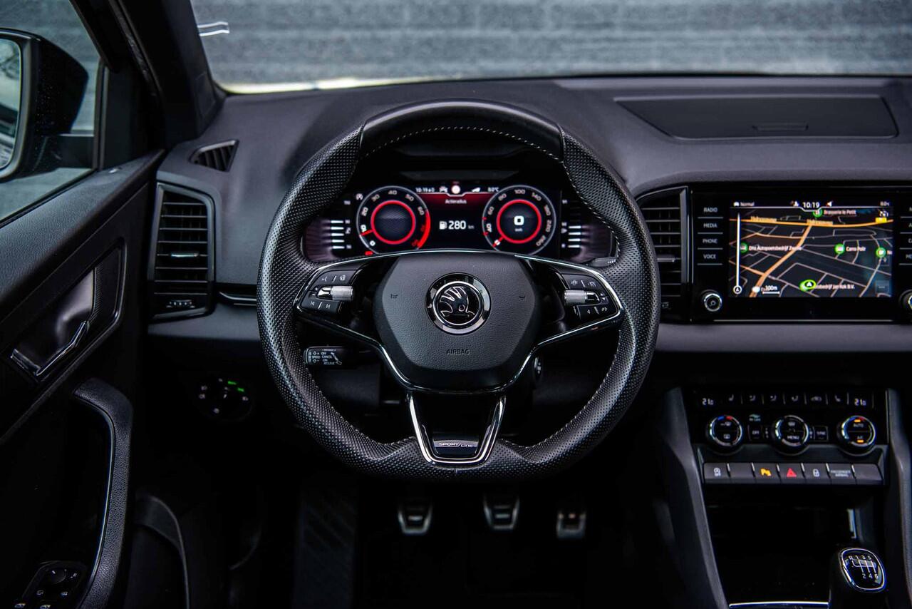 Skoda Karoq 1.5 TSi 150 pk Sportline Business | 19 " | Camera | Stoelverwarming