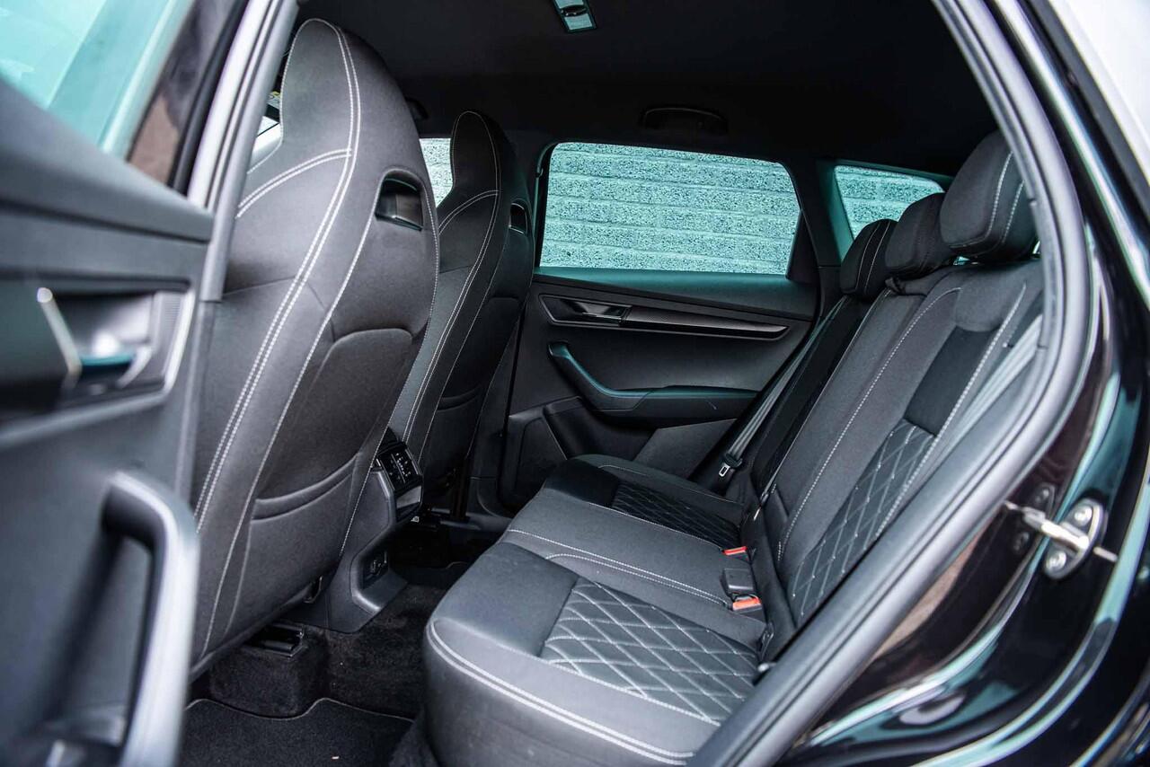 Skoda Karoq 1.5 TSi 150 pk Sportline Business | 19 " | Camera | Stoelverwarming