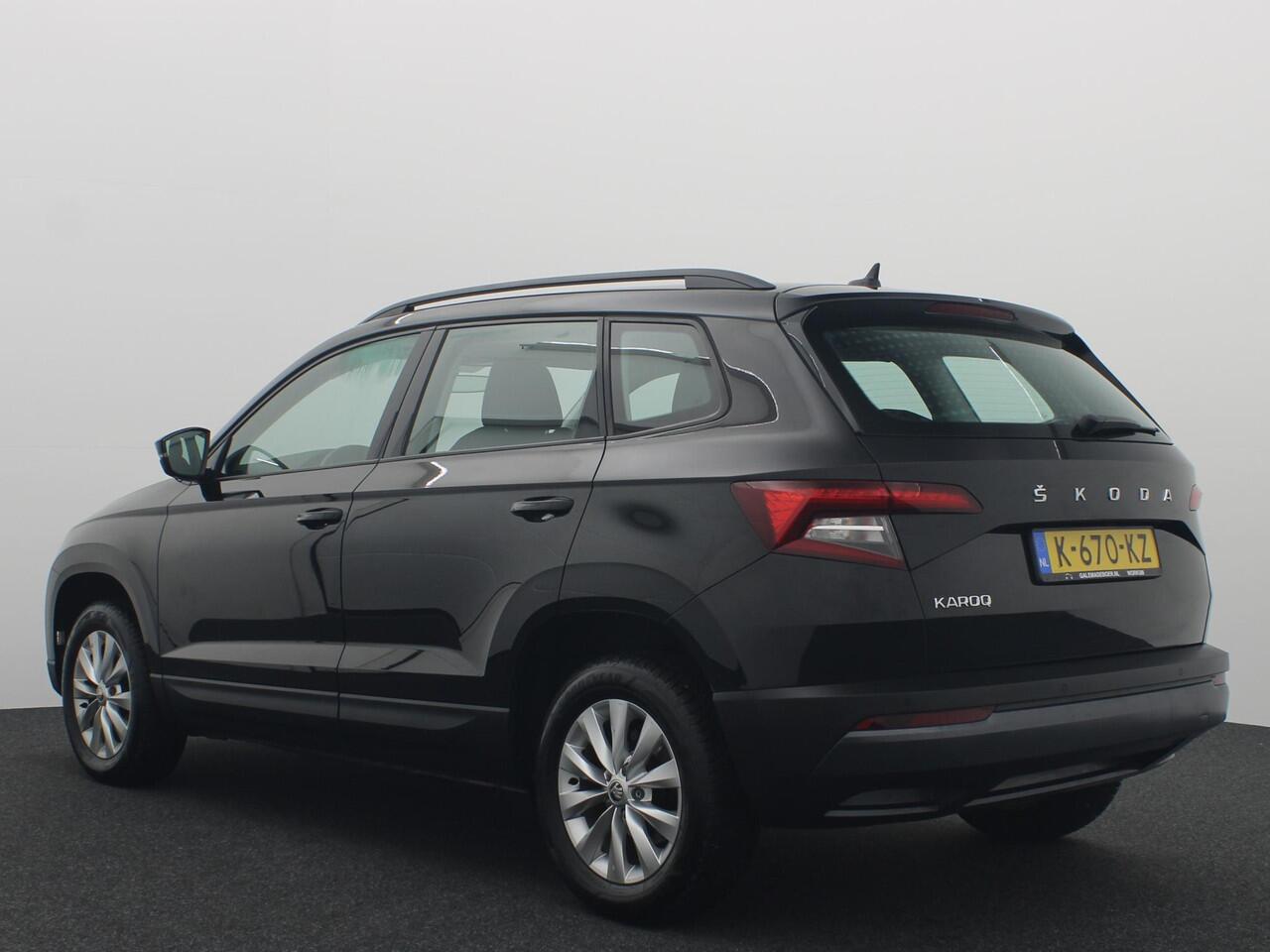Skoda Karoq 1.0 TSI Business Edition TREKHAAK / CARPLAY / NAVI / CLIMA / PDC / BLUETOOTH / CRUISE / NL-AUTO