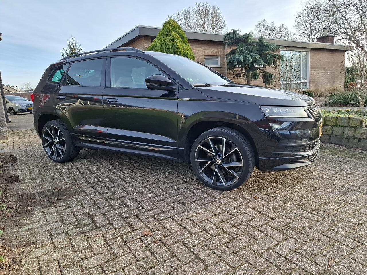 Skoda Karoq 1.5 TSI Sportline Business, Navi,Cruise,Clima