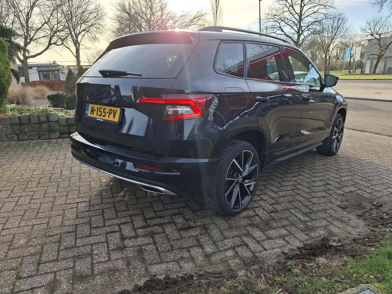 Skoda Karoq 1.5 TSI Sportline Business, Navi,Cruise,Clima