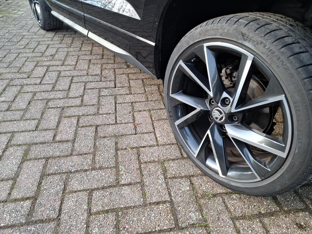 Skoda Karoq 1.5 TSI Sportline Business, Navi,Cruise,Clima