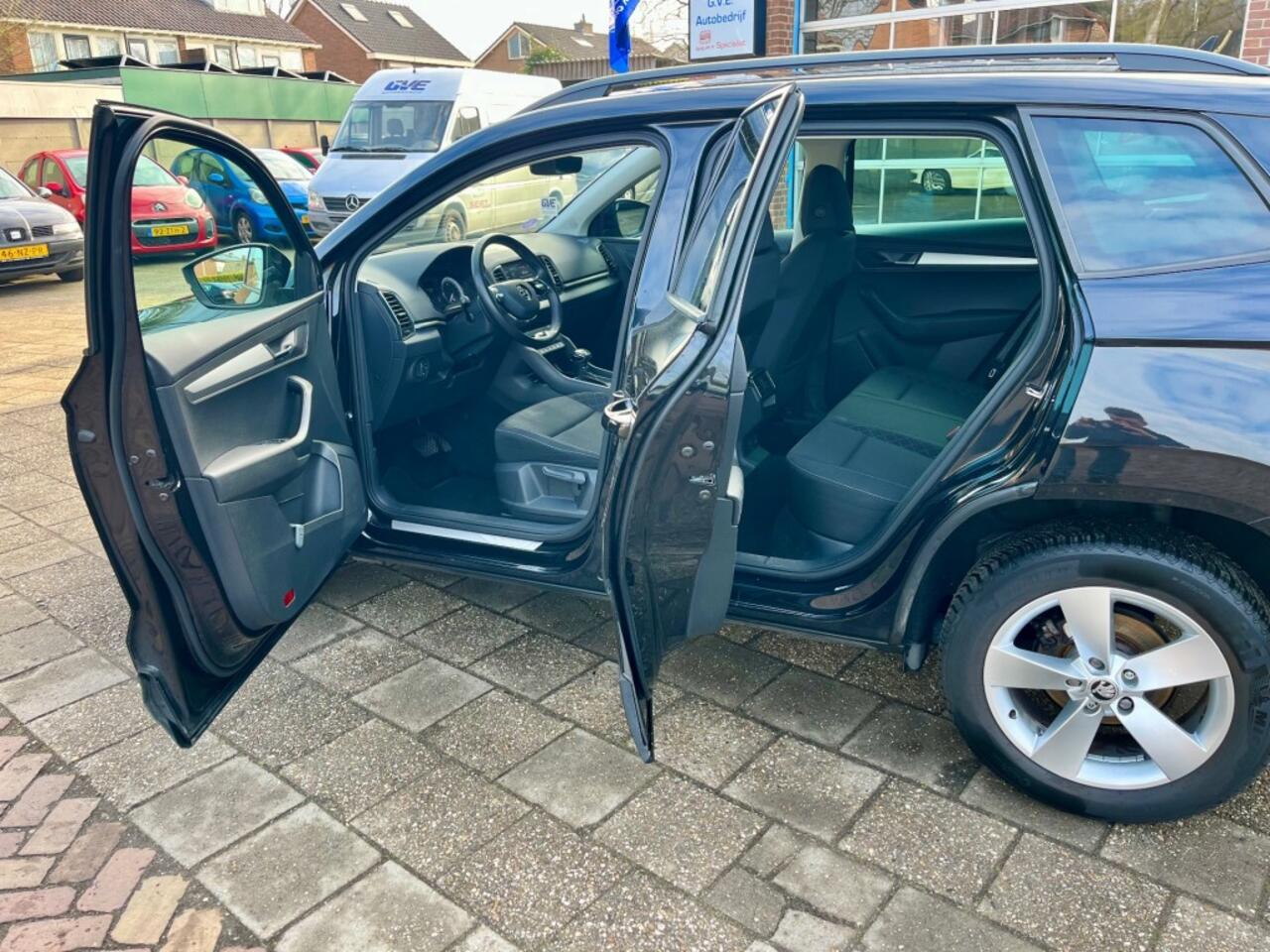 Skoda Karoq 1.5 TSI ACT BUS. ED.AUTOMAAT, NAP LOGISCH.