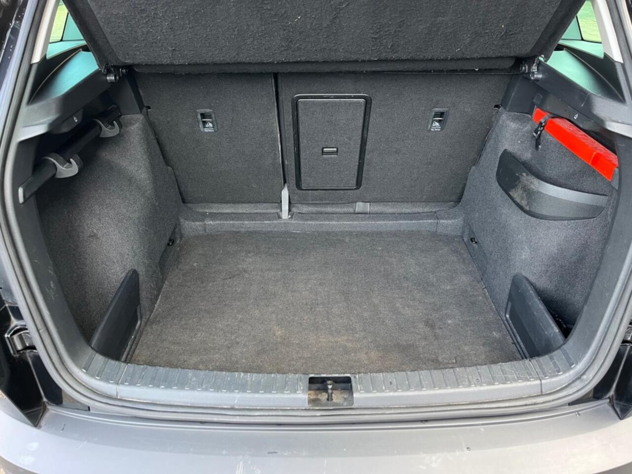 Skoda Karoq 1.5 TSI ACT BUS. ED.AUTOMAAT, NAP LOGISCH.