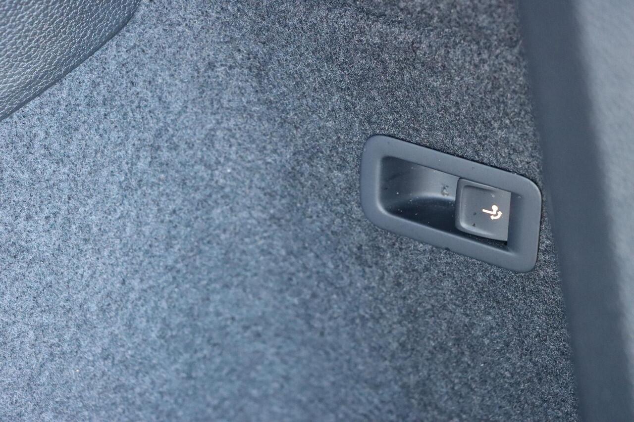 Skoda Karoq 1.5 TSI 150pk DSG7 Sportline Business