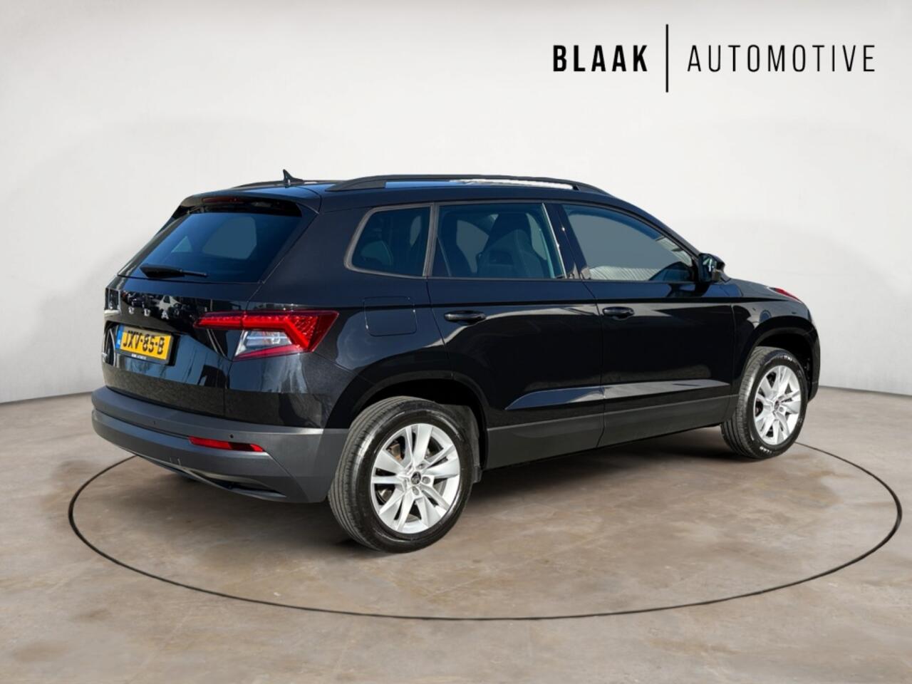 Skoda Karoq 1.0 TSI Business Edition | camera | PDC voor + achter | digitaal