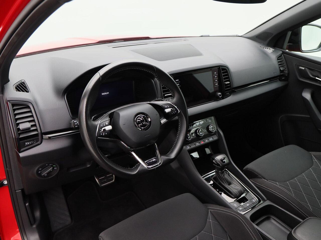 Skoda Karoq 1.5 TSi 150 Pk Automaat Sportline Business | Cruise | Climate | Stoelverwarming | Navigatie | Trekhaak | Camera | Carplay | 94.863 Km!!