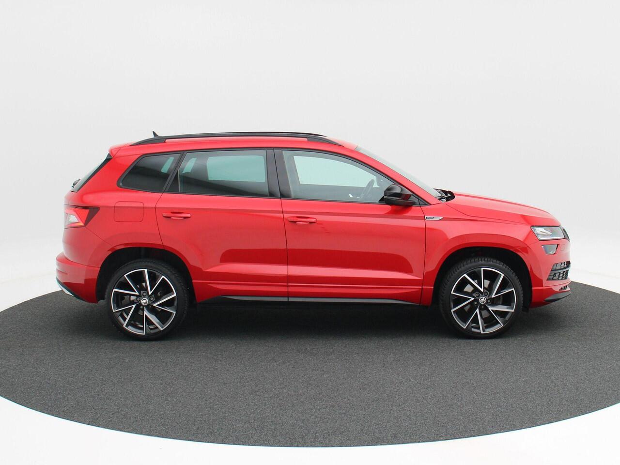 Skoda Karoq 1.5 TSi 150 Pk Automaat Sportline Business | Cruise | Climate | Stoelverwarming | Navigatie | Trekhaak | Camera | Carplay | 94.863 Km!!