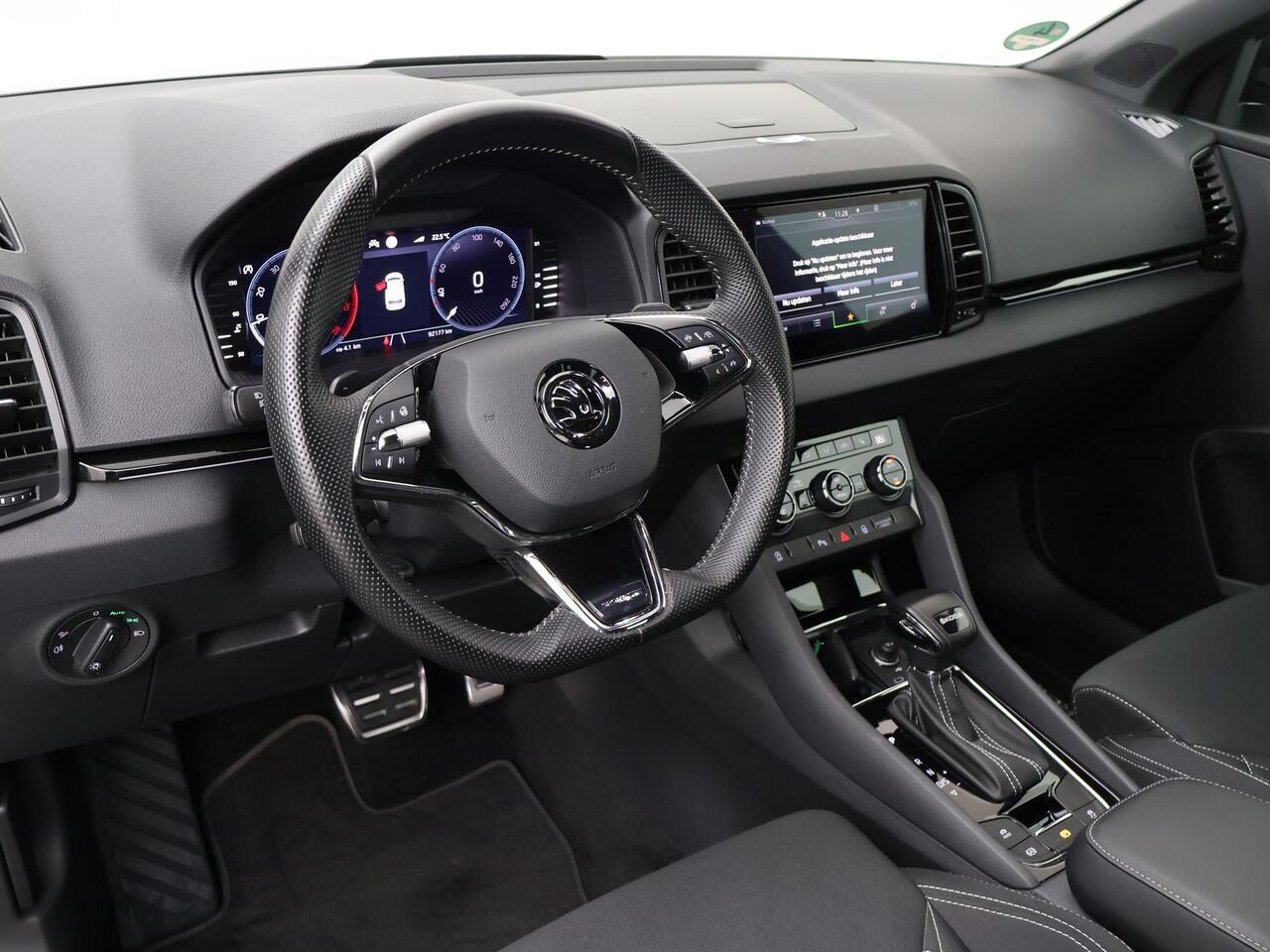 Skoda Karoq 1.5 TSI ACT Sportline Business | 150 PK | Automaat | Trekhaak wegklapbaar | Navigatiesysteem |