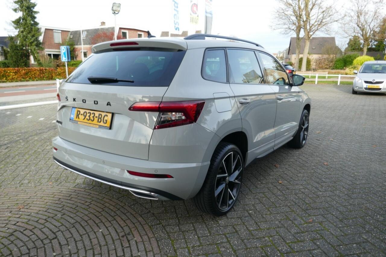 Skoda Karoq 1.5 TSI SPORTLINE BUSISNES 150 pk CAMERA/VIRTUAL COCKPIT/FULL NAVI