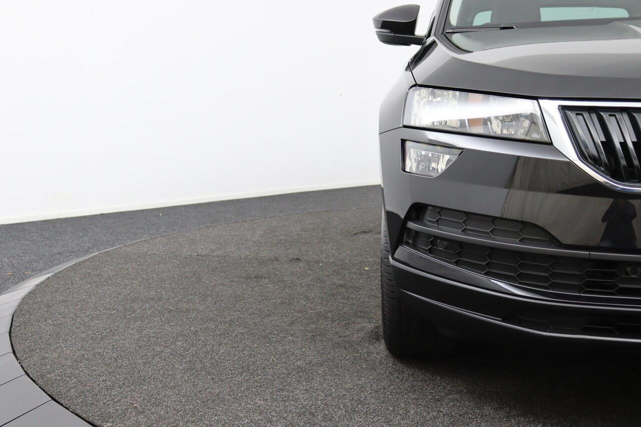 Skoda Karoq 1.0 TSI Business Edition Rijklaarprijs! Trekhaak!