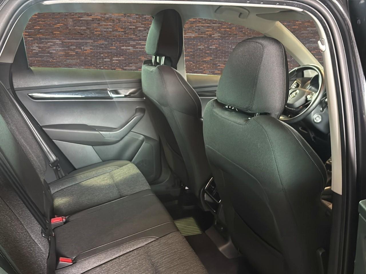 Skoda Karoq 1.5 TSI ECC LMV NAVIGATIE CRUISE