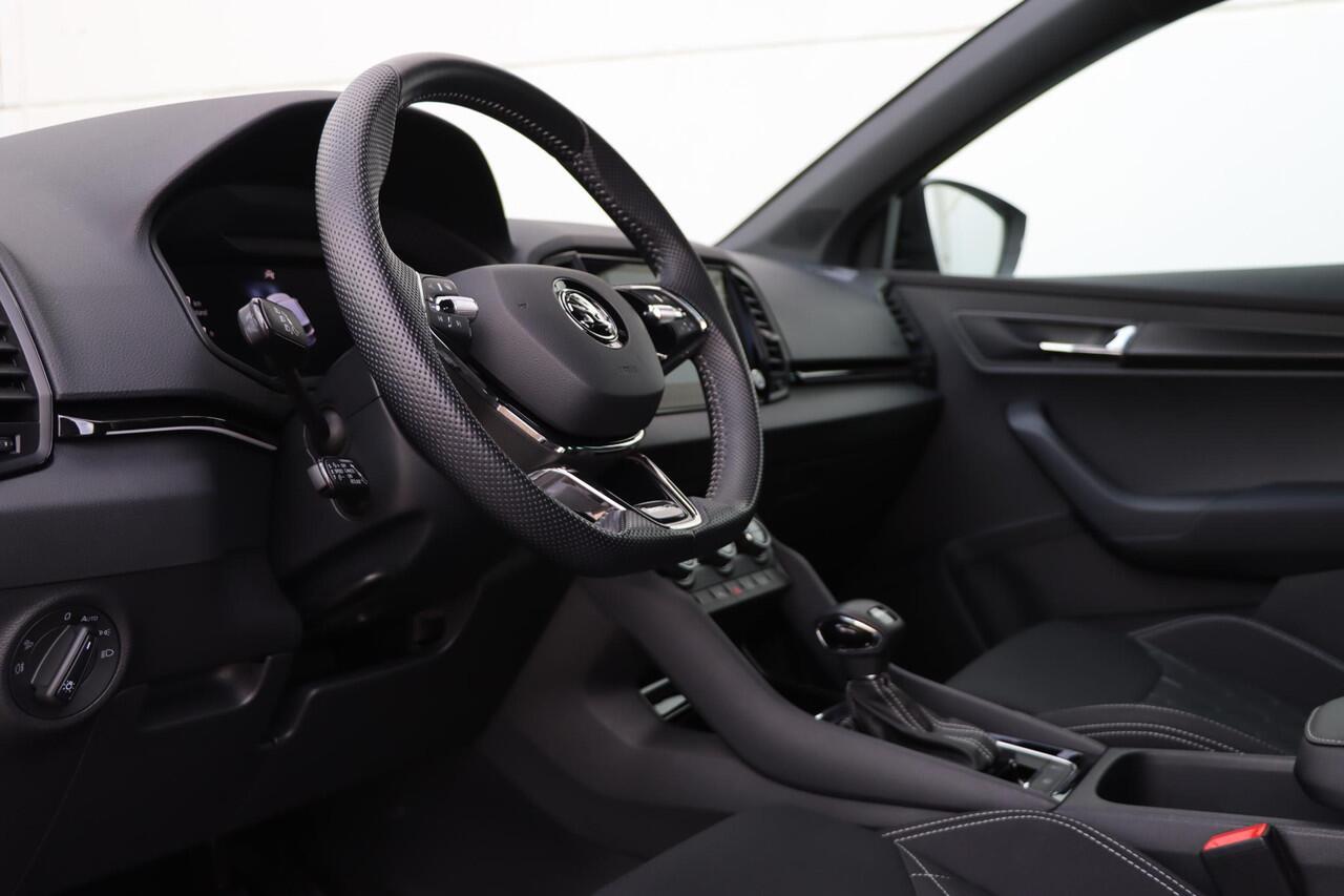 Skoda Karoq 1.5 TSI Sportline 150pk DSG7 Voor+achterbankverwarming | Stuurverwarming | Carplay | travelassist