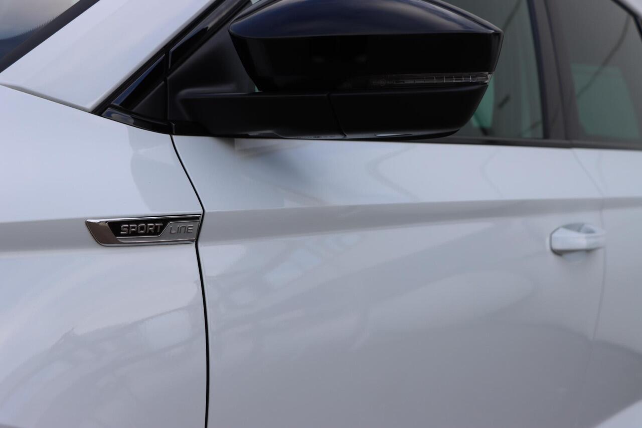 Skoda Karoq 1.5 TSI Sportline 150pk DSG7 Voor+achterbankverwarming | Stuurverwarming | Carplay | travelassist