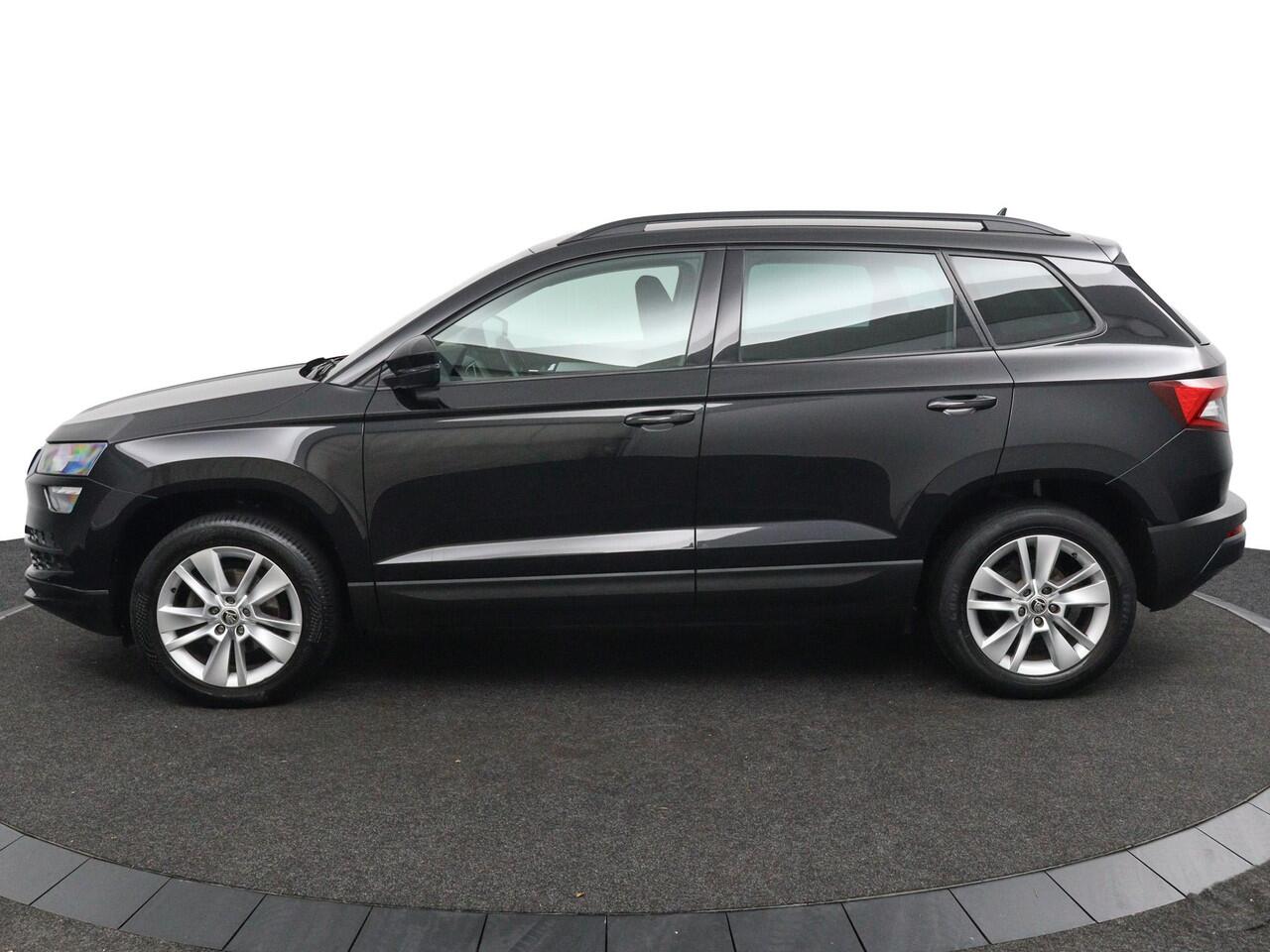 Skoda Karoq 1.0 TSI Business Edition Rijklaarprijs! Trekhaak!