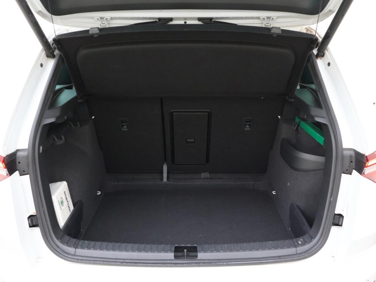 Skoda Karoq 1.5 TSI Sportline Business Automaat Panoramaschuifdak