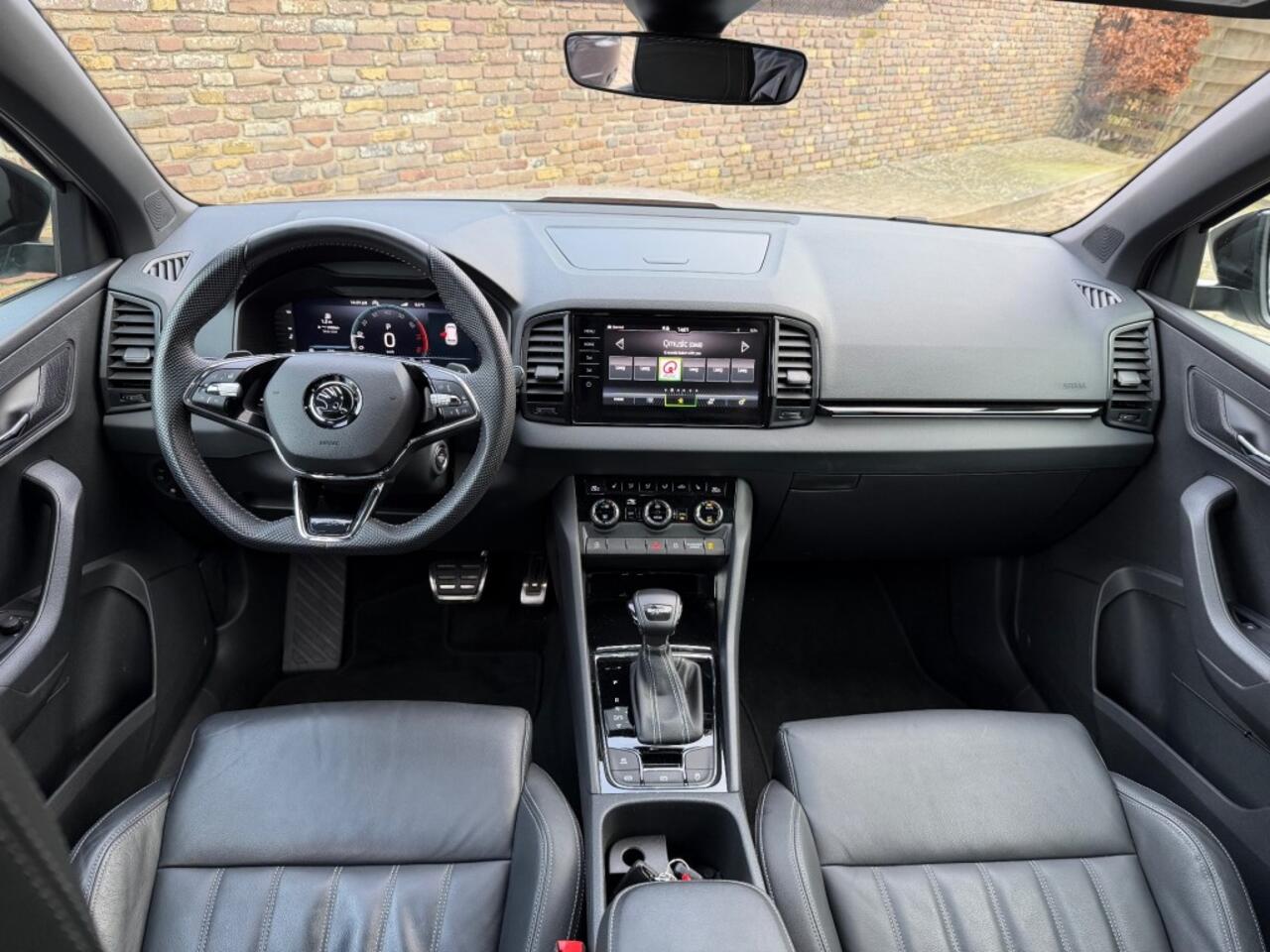 Skoda Karoq 1.5 TSI Sportline DSG 150PK Leer LED Navi