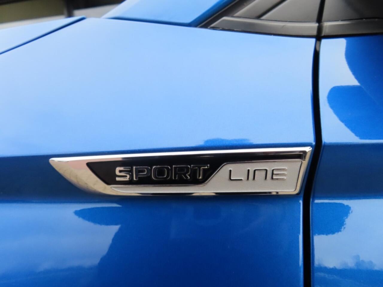 Skoda Karoq 1.5 TSI Sportline Business Led Pano Trekhaak 2022