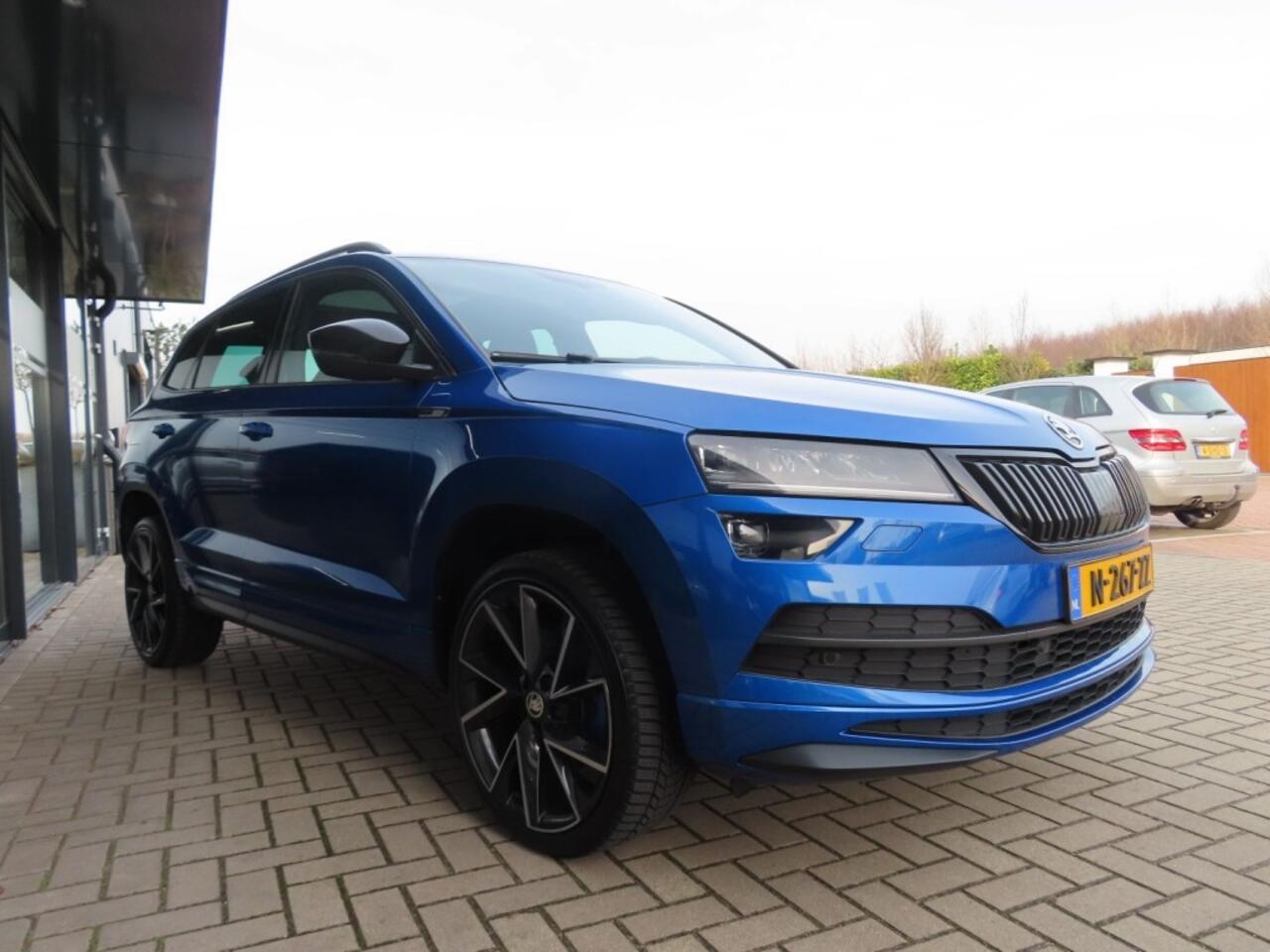 Skoda Karoq 1.5 TSI Sportline Business Led Pano Trekhaak 2022