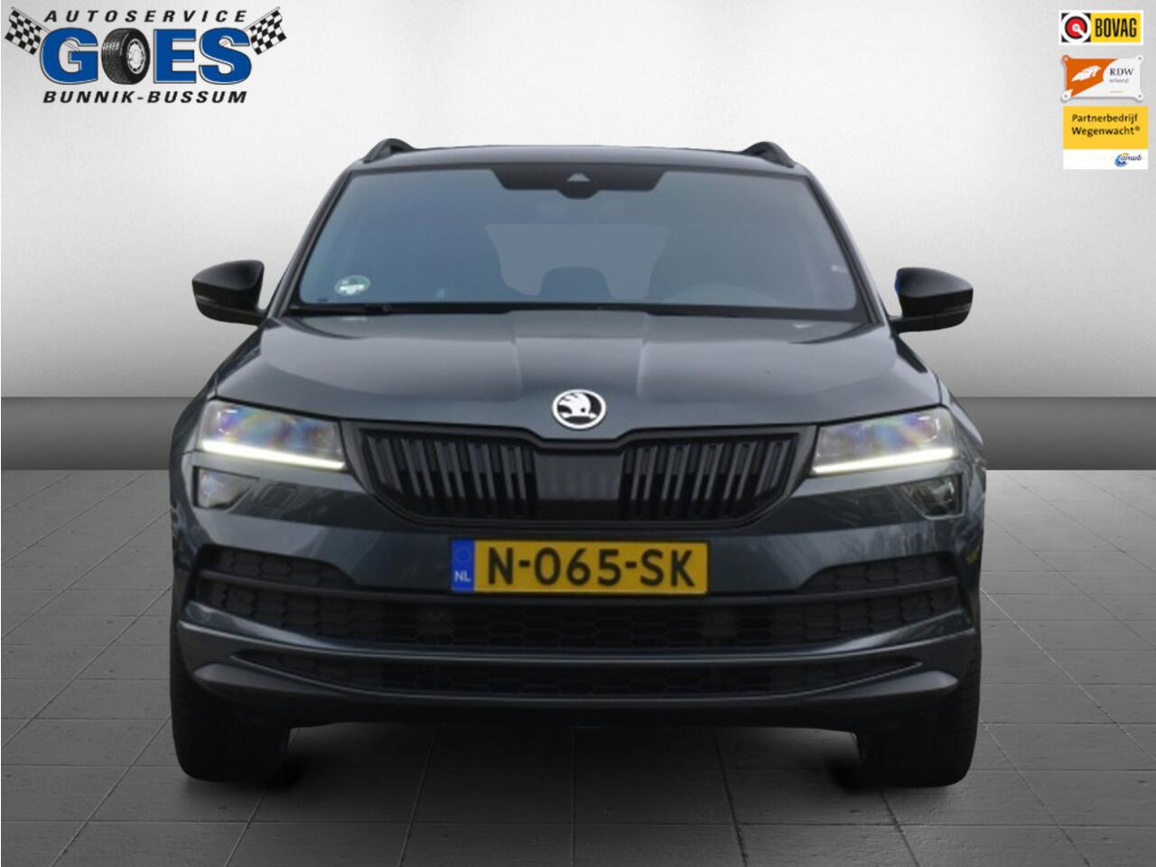Skoda Karoq (financiering mogelijk) 1.5 TSI Sportline Busines /trekhaak/camera/stuurverwarming
