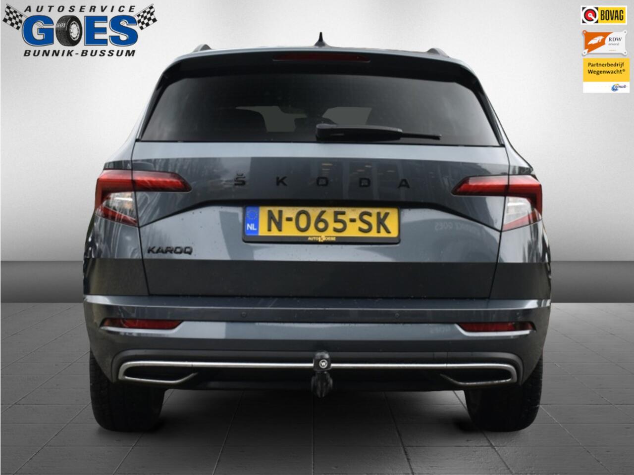 Skoda Karoq (financiering mogelijk) 1.5 TSI Sportline Busines /trekhaak/camera/stuurverwarming