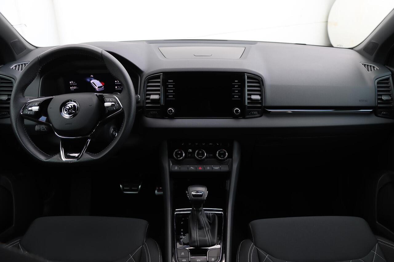 Skoda Karoq 1.5 TSI Sportline 150pk DSG7 Voor+achterbankverwarming | Stuurverwarming | Carplay | travelassist