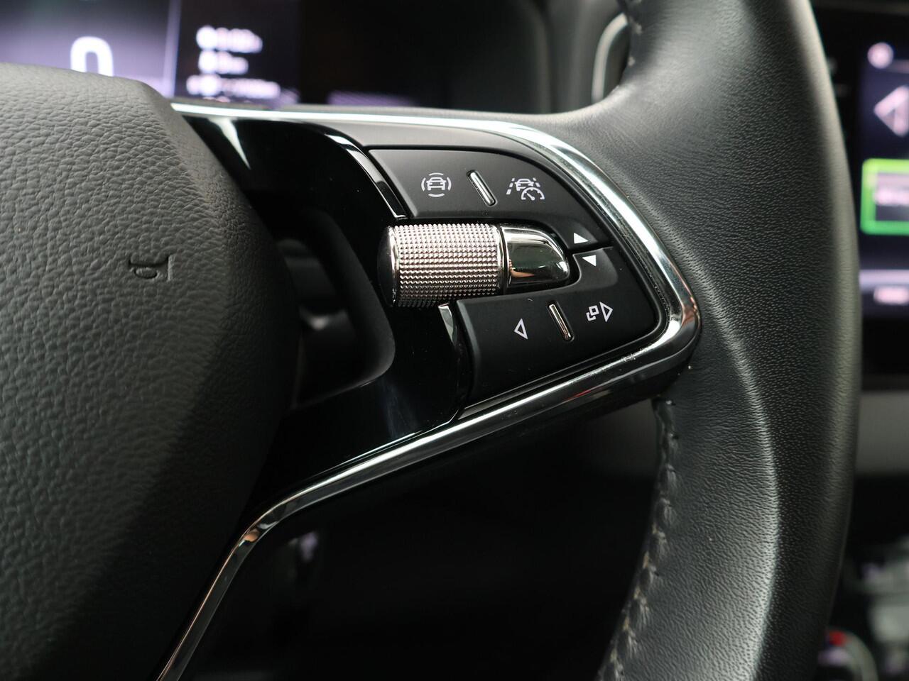 Skoda Karoq 1.5 TSI ACT Business Edition | 150 PK | Automaat | Trekhaak wegklapbaar | Elek. achterklep |