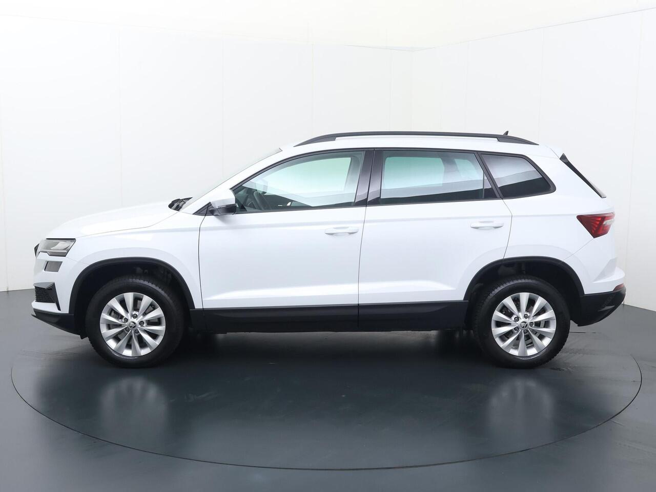 Skoda Karoq 1.5 TSI ACT Business Edition | 150 PK | Automaat | Trekhaak wegklapbaar | Elek. achterklep |