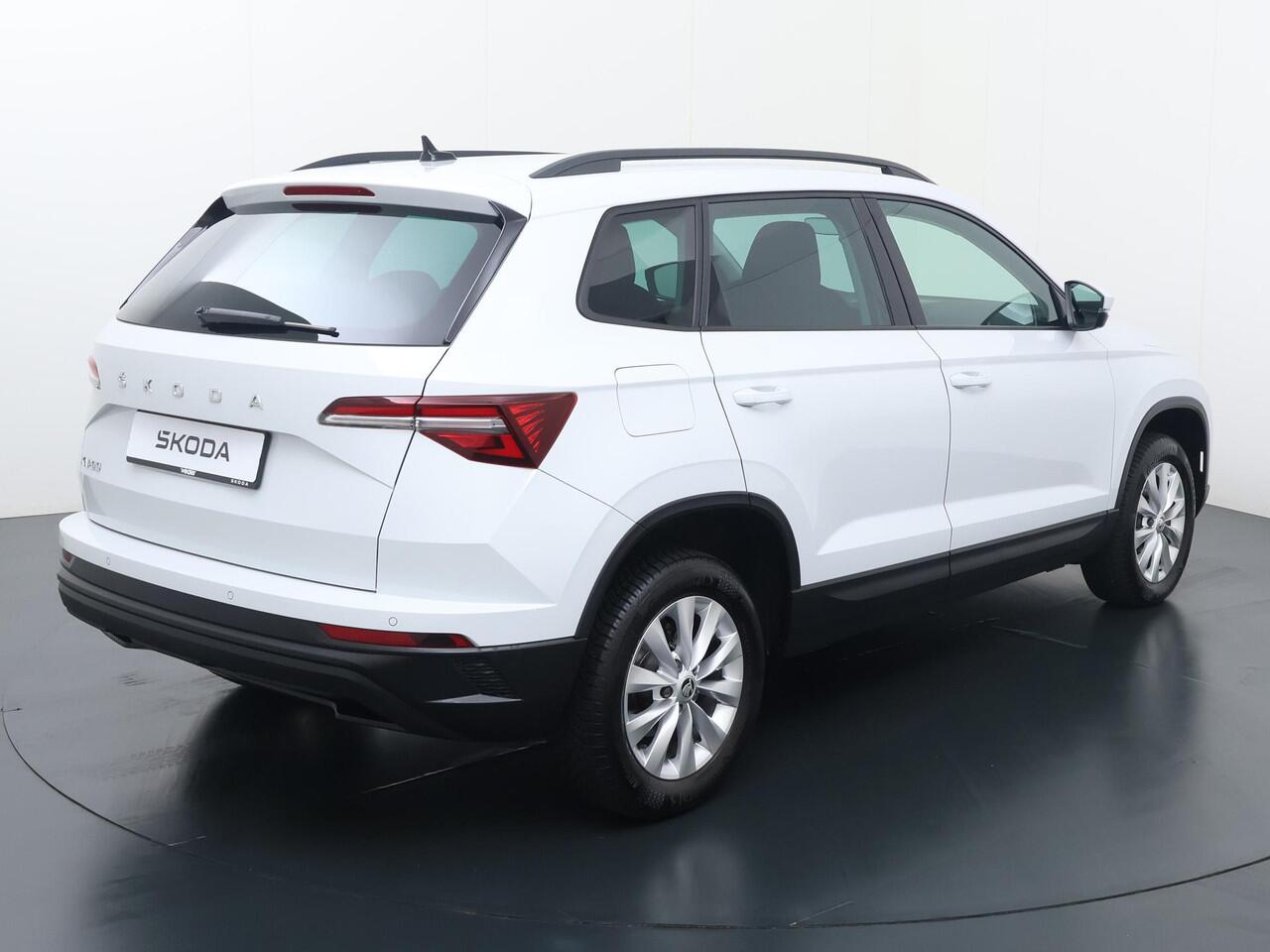 Skoda Karoq 1.5 TSI ACT Business Edition | 150 PK | Automaat | Trekhaak wegklapbaar | Elek. achterklep |