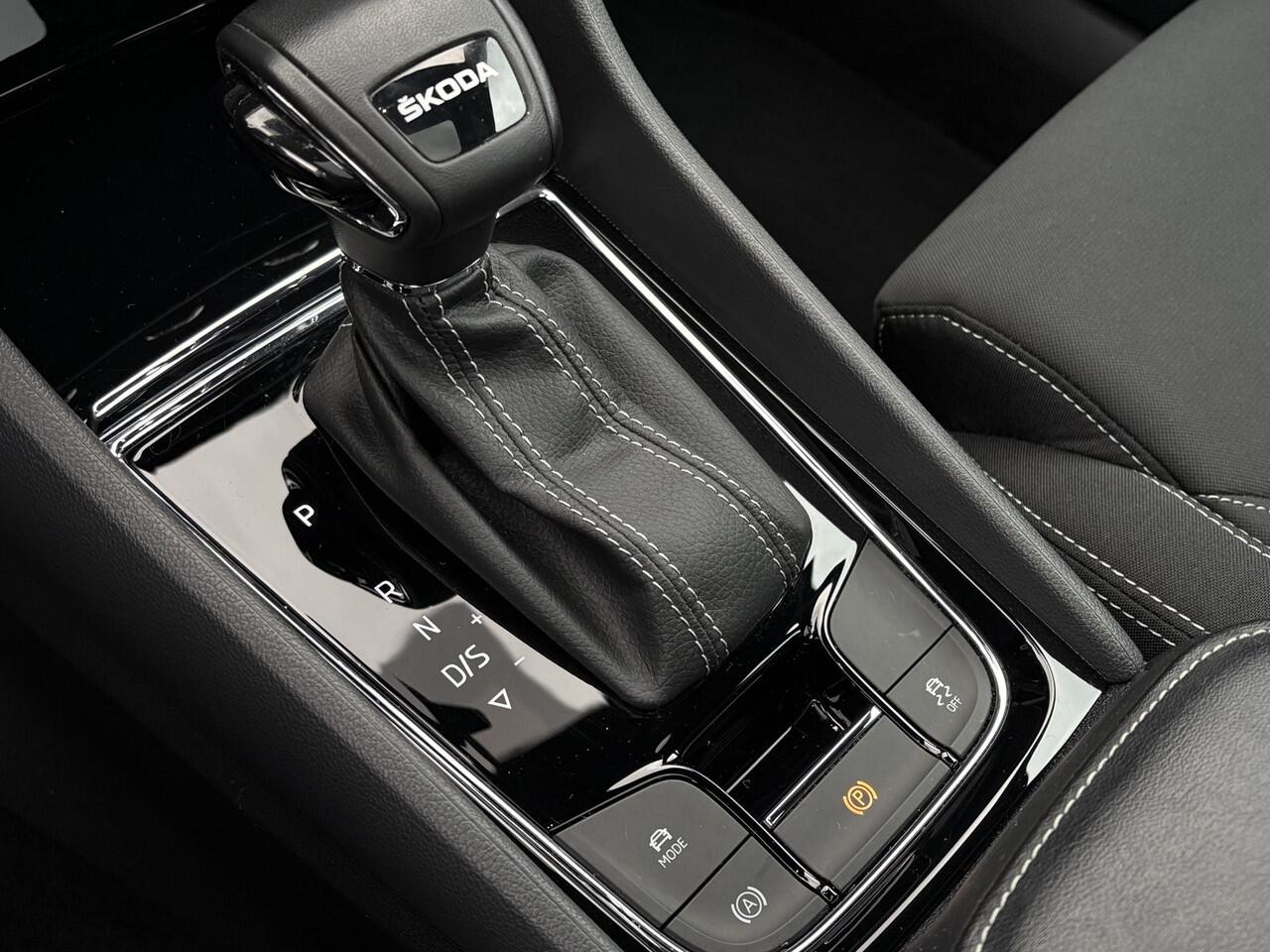 Skoda Karoq 1.5 TSI ACT Sportline |Pano|Trekhaak|ACC|