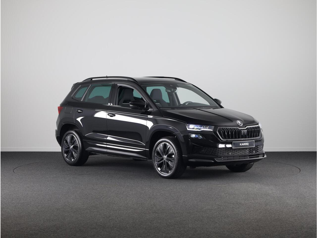 Skoda Karoq Sportline Business 1.5 TSI 150pk | Navigatie via App | Parkeercamera | All season banden | Dode hoek sensoren | Adaptive Cruise Control | Elektrische achterklep