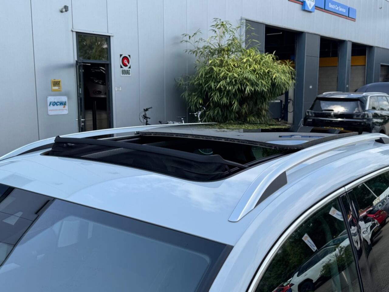 Skoda Karoq 1.5 TSI Business Edition - panorama - camera - adaptive cruise