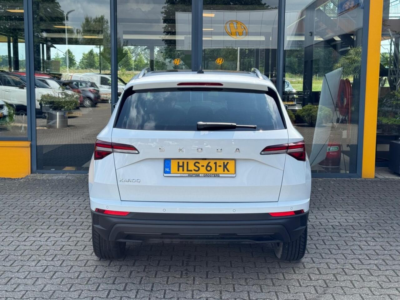 Skoda Karoq 1.5 TSI Business Edition - panorama - camera - adaptive cruise