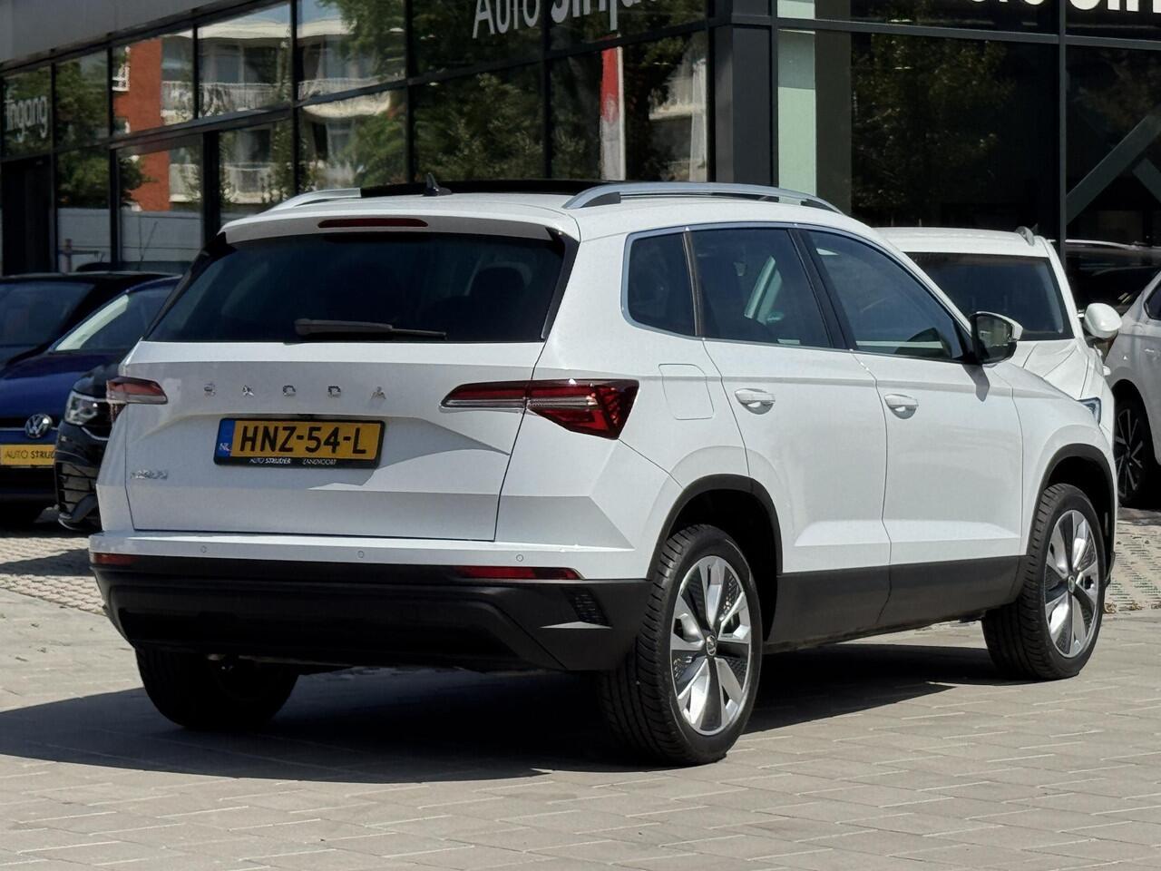 Skoda Karoq 1.5 TSI ACT Business Edition Plus Automaat | Panodak | Camera | 18LM