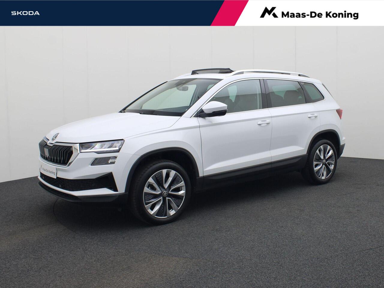 Skoda Karoq 1.5TSI/150PK Design DSG · Panoramadak · Apple Car Play · Camera + Parkeersensoren Garantie t/m 25-03-2028 of 60.000km