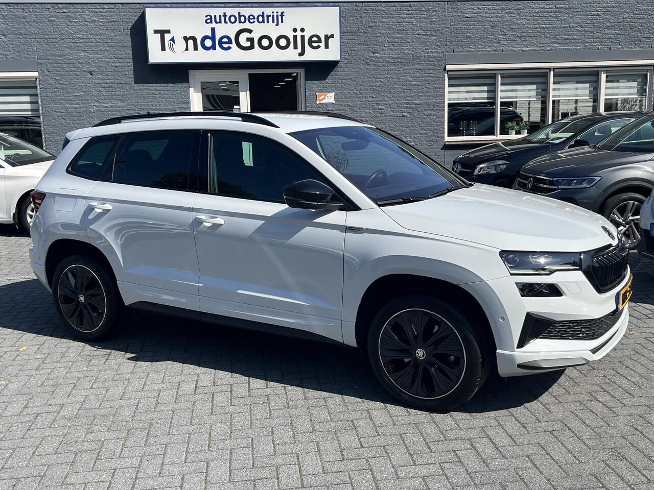 Skoda Karoq 1.5 TSI ACT Sportline Business | EL. TREKHAAK | 360 CAMERA | 5 JAAR GARANTIE |