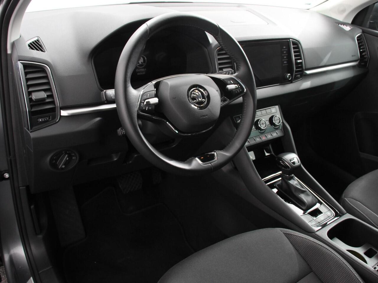 Skoda Karoq 1.5 TSI 150pk DSG Ambition | Navigatie | Apple Carpla/Android Auto | Camera | Climate Control | Adaptive Cruise control | Lichtmetalen Velgen